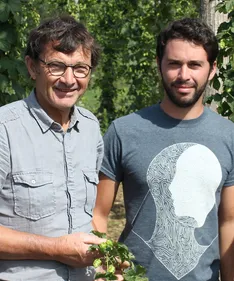 Houssay. Ces Mayennais se lancent dans la production de cacahuètes...